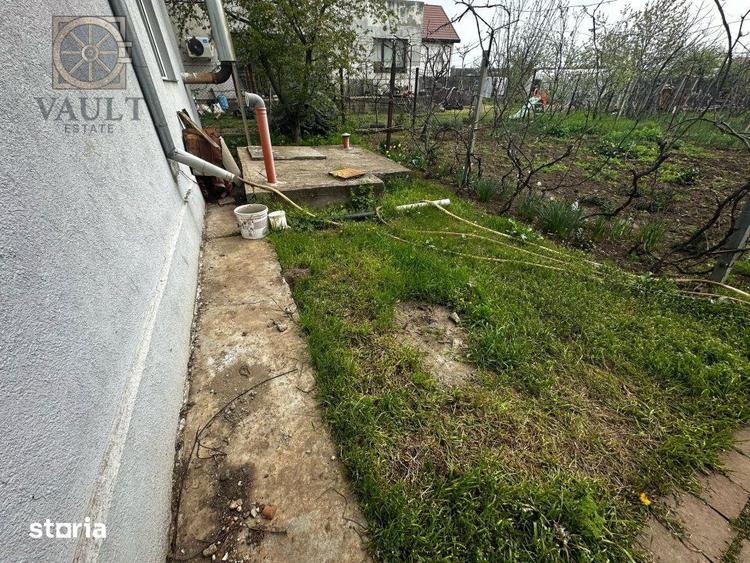 Casă cu 5 camere cu Canalizare în Frumușani