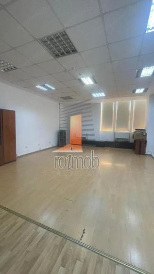 Spațiu comercial, de 80 mp, în Vatra Luminoasă