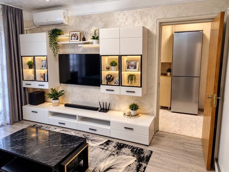 Apartament cu 2 camere semidecomandat în Pantelimon