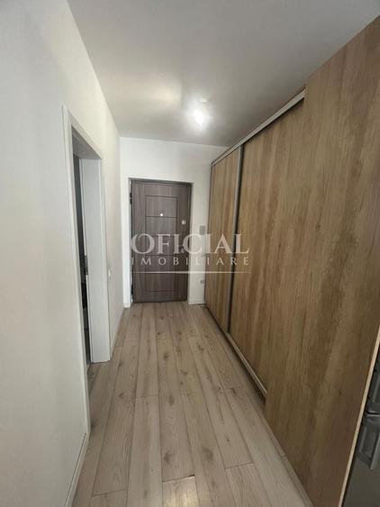 Apartament cu 2 camere semidecomandat, mobilat în Florești