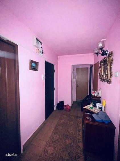 Apartament cu 3 camere în Aurel Vlaicu
