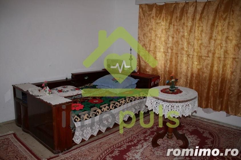 Casă cu 4 camere cu Teren 1100 Mp în Godeanu