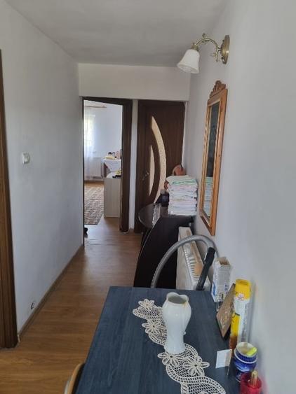 Casă individuală cu 4 camere cu Canalizare în Milești