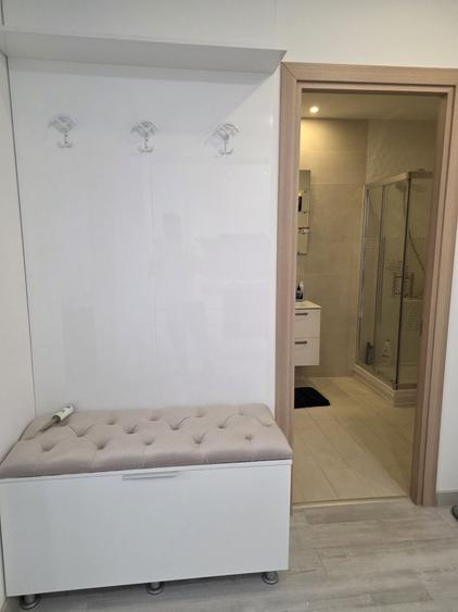 Apartament cu 2 camere decomandat în Vitan