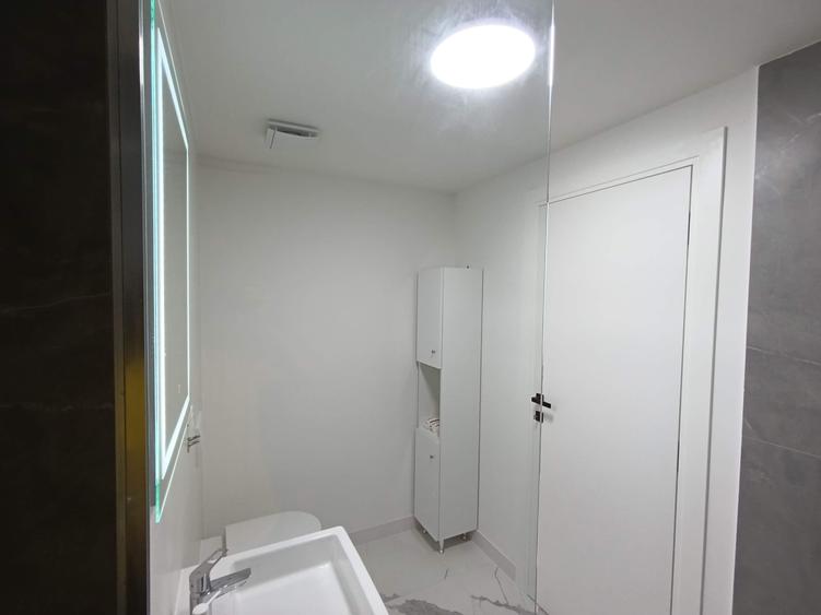 Apartament cu 2 camere decomandat în Jiului