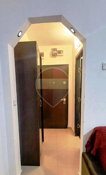 Apartament cu 2 camere nedecomandat în Filiași
