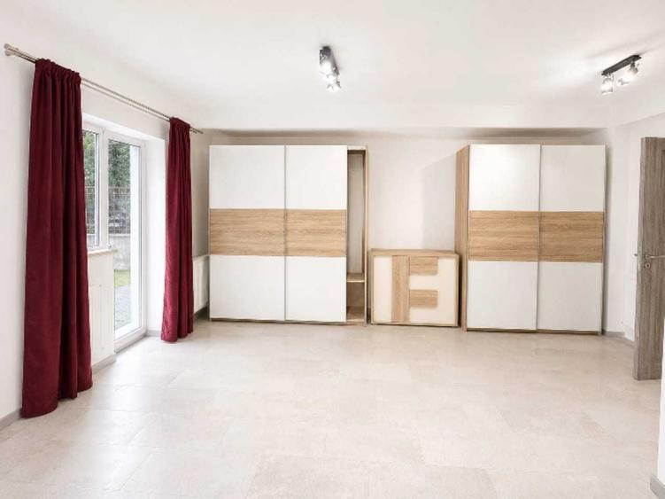 Apartament cu 2 camere decomandat în Florești