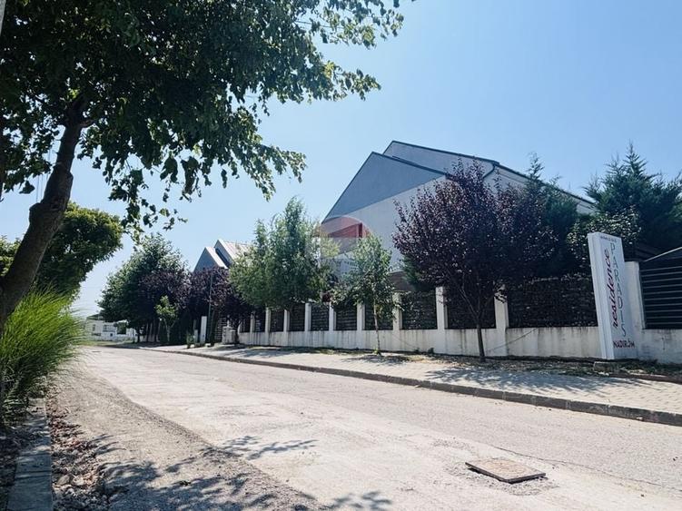 Duplex cu 4 camere cu Teren 179 Mp în Tunari