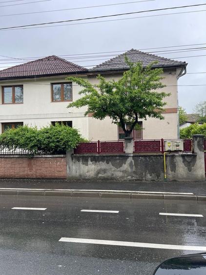 Casă cu 3 camere în Central