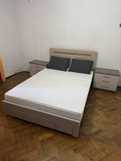 Apartament cu 3 camere în Traian
