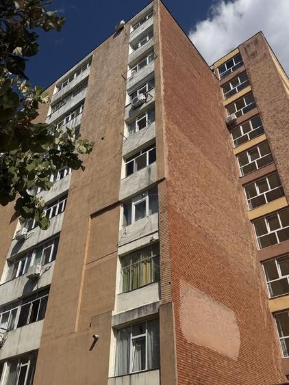 Garsonieră decomandată în Exterior Vest