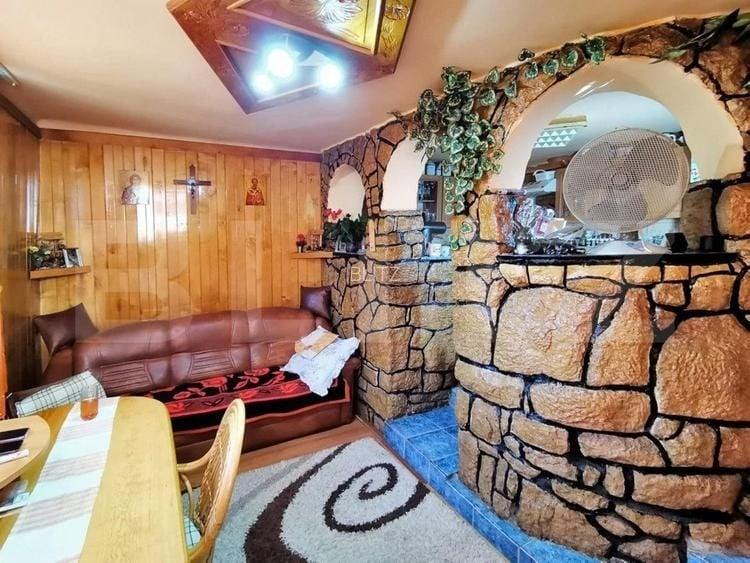Casă cu 4 camere în Suceagu