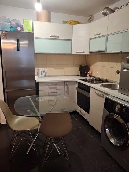 Apartament cu 2 camere decomandat în Runcu