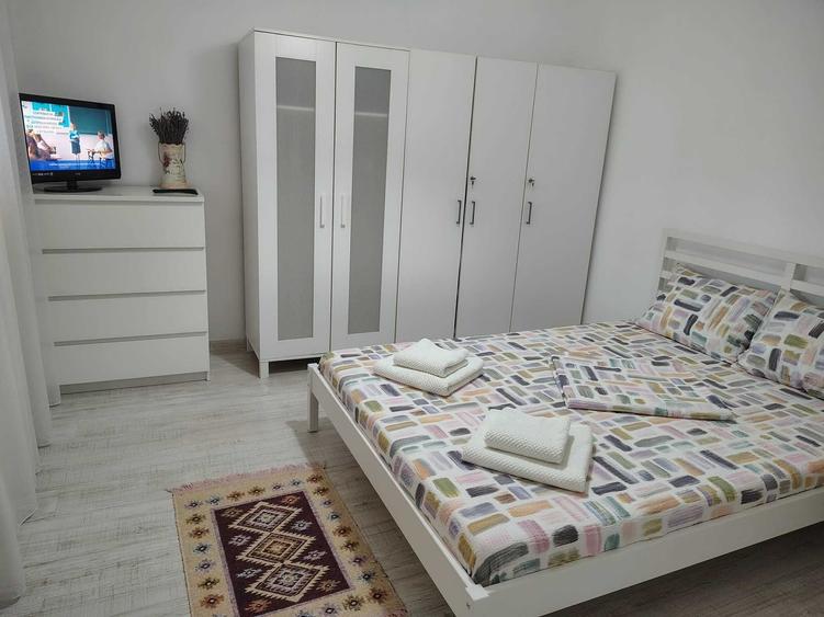 Casă cu 2 camere cu Teren 500 Mp în Limanu