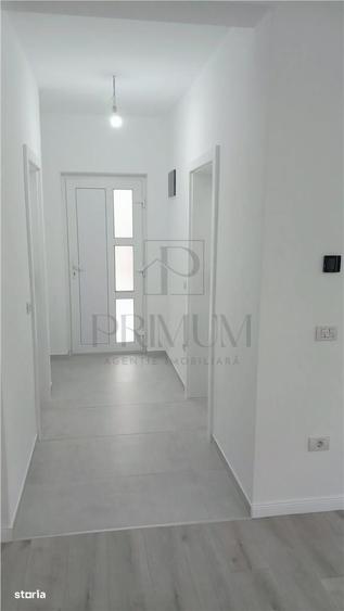 Duplex la cheie - toate utilitatile - compartimentare practica - 10