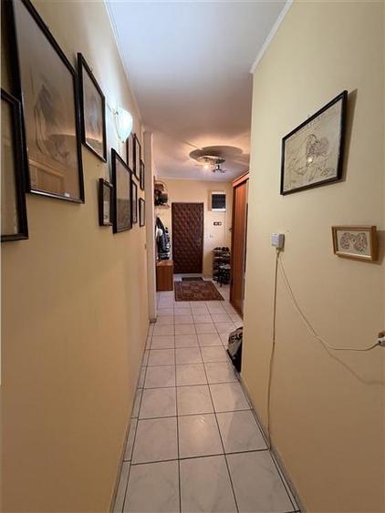 Casă cu 5 camere cu Teren 189 Mp în Bucureștii Noi