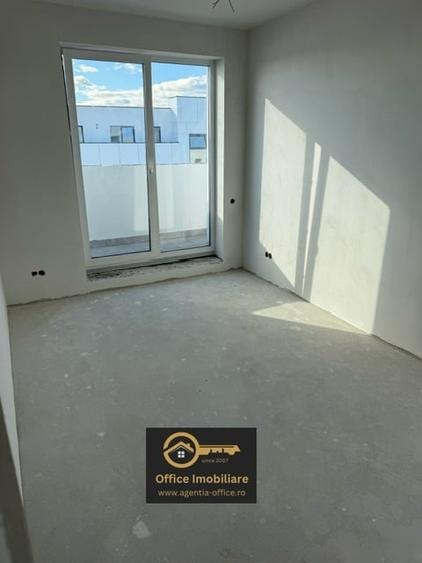 Apartament cu 3 camere în Vasile Alecsandri