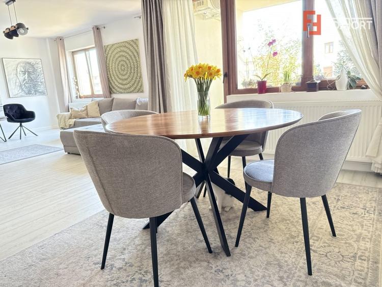 Apartament cu 3 camere decomandat, mobilat în Torontalului