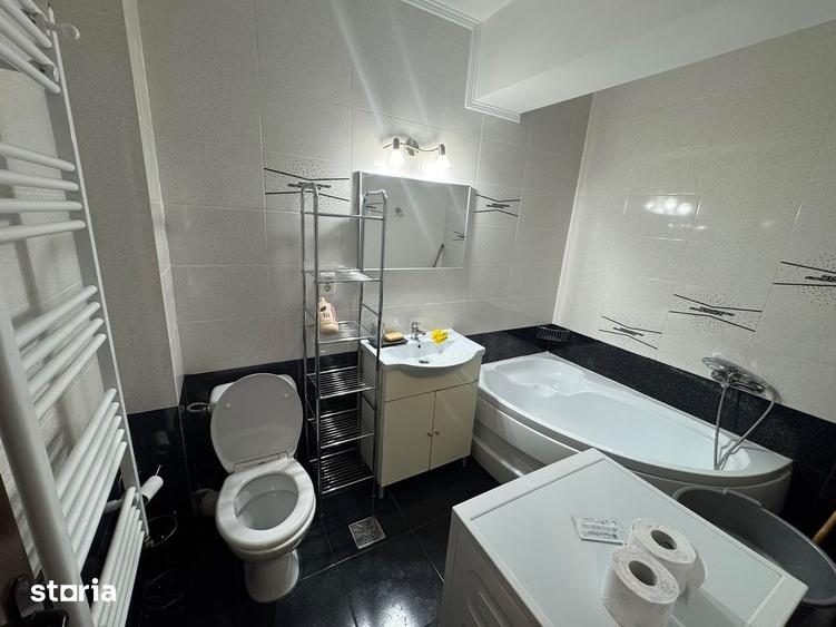 Apartament cu 3 camere decomandat în Ciurea