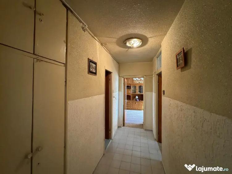 Apartament cu 2 camere decomandat în Obor