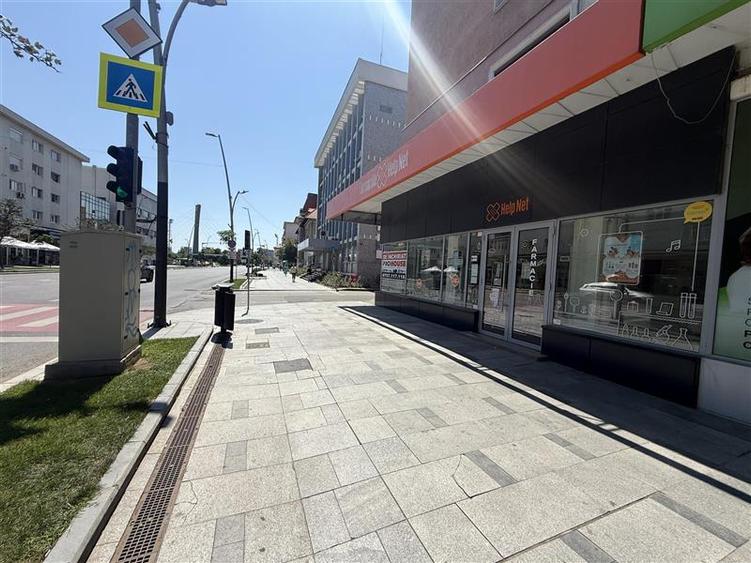 Spațiu comercial, de 98 mp, în Ultracentral