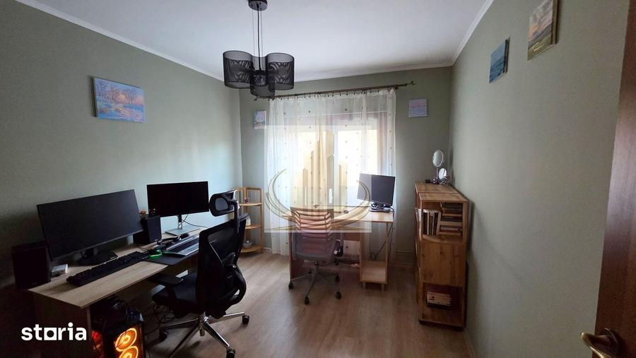 Apartament cu 3 camere, mobilat în Aradului