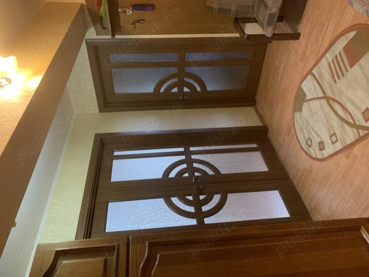 Apartament cu 3 camere decomandat în Caracal