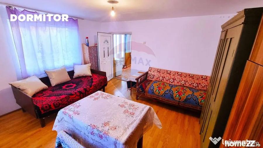 Casă cu 2 camere cu Teren 8945 Mp în Frâncenii Boiului
