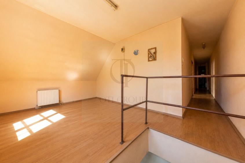 Apartament cu 5 camere în Central