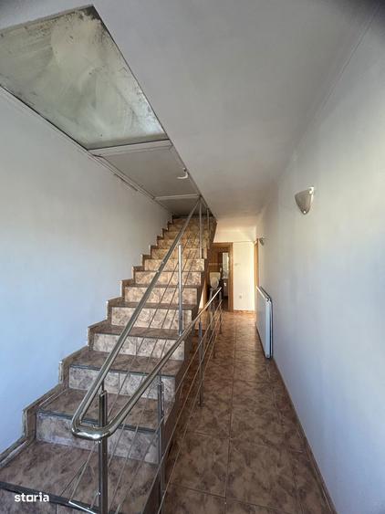 Spațiu comercial, de 150 mp, în Prundu