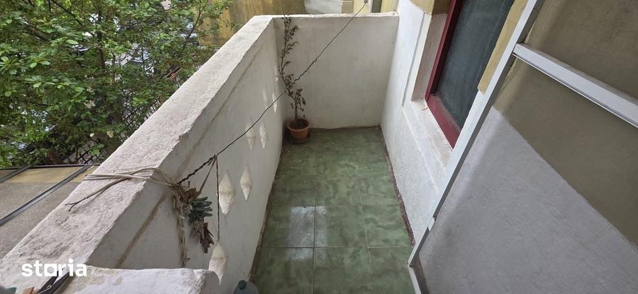 OCAZIE ! CENTRU PIATA UNIRII 2 CAMERE 2 BALCOANE ETAJ 1 BOXA 77.000 E - 9