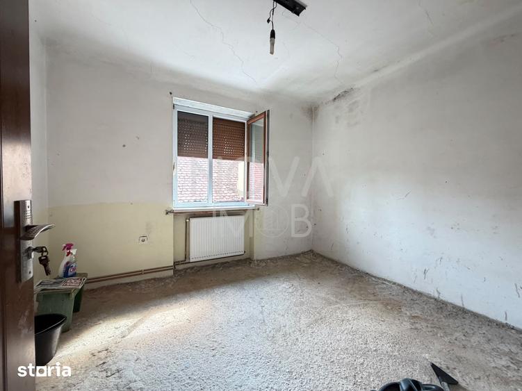 Casă cu 4 camere cu Teren 151 Mp în Lazaret