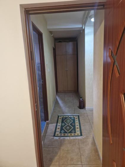 Apartament cu 2 camere decomandat în Fetești-Gară