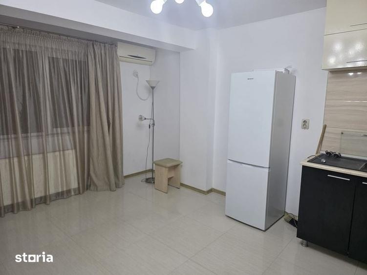 Apartament cu 2 camere decomandat în Halta Traian