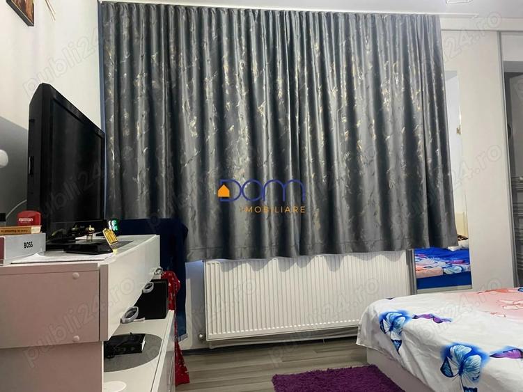 De vanzare apartament 3 camere, zona Aeroport - 8