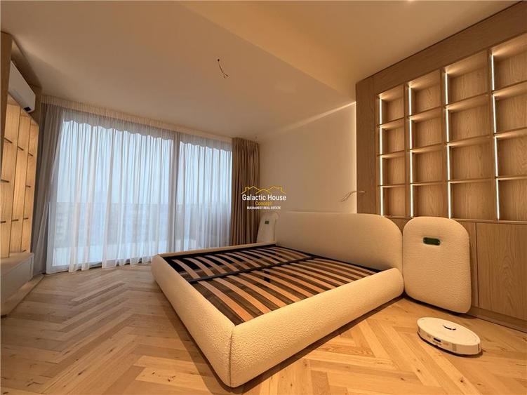 Apartament cu 4 camere decomandat în Central