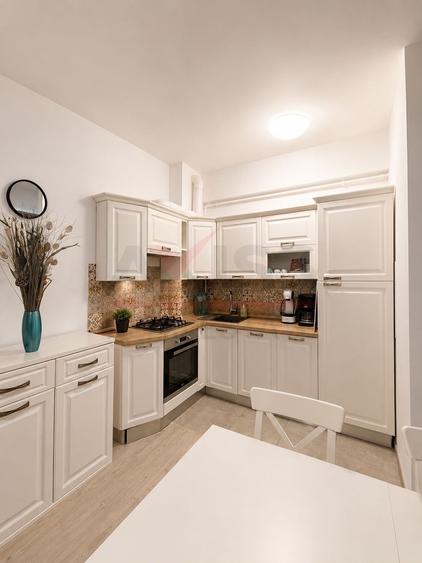 Apartament cu 2 camere decomandat, mobilat în Mamaia-Sat