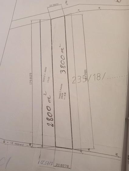 Teren de 6600 mp, în Central