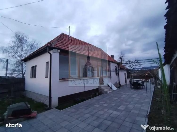 Se vinde casa renovata Tarlungeni, teren ~550mp - 9