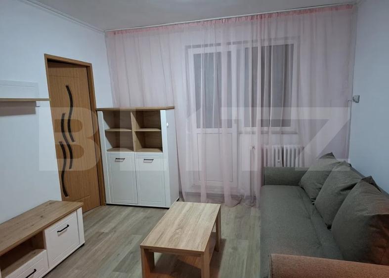 Apartament cu 2 camere nedecomandat, mobilat în Podu Roș