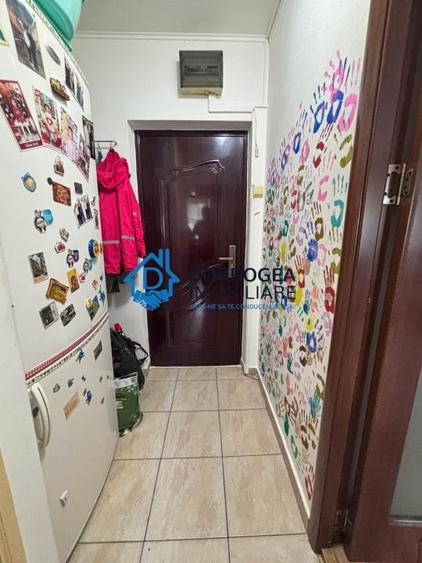 Apartament cu 2 camere semidecomandat, mobilat în 23 August