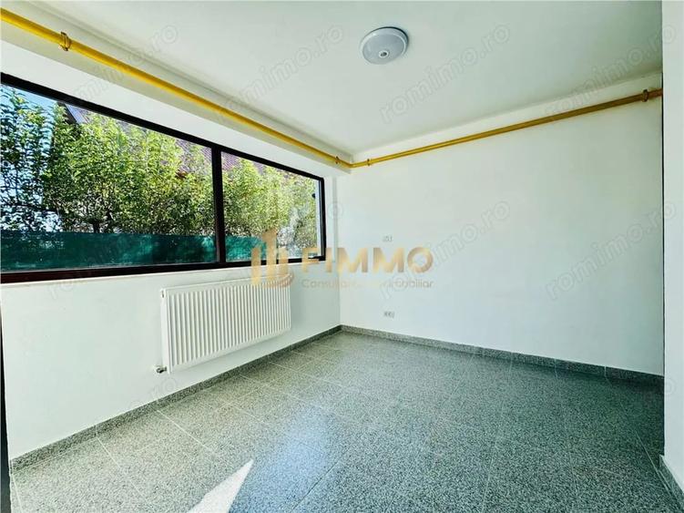 Spațiu comercial, de 18 mp, în Șcheia