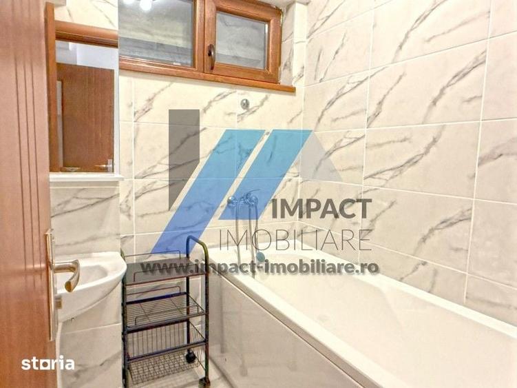 Apartament cu 3 camere decomandat în Craiovița Nouă