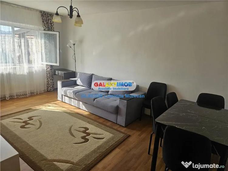 Apartament cu 2 camere decomandat în Micro 12