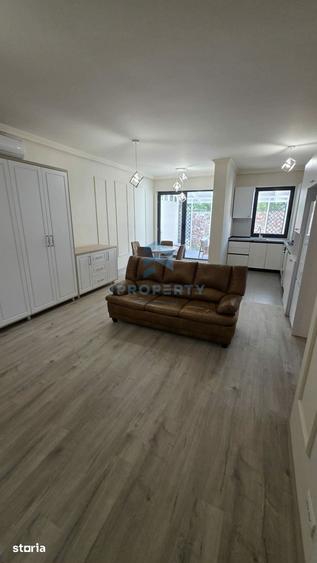 Apartament cu 2 camere semidecomandat în Centrul Civic