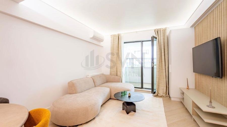 Apartament cu 3 camere semidecomandat, mobilat în Pipera — fotografia 1