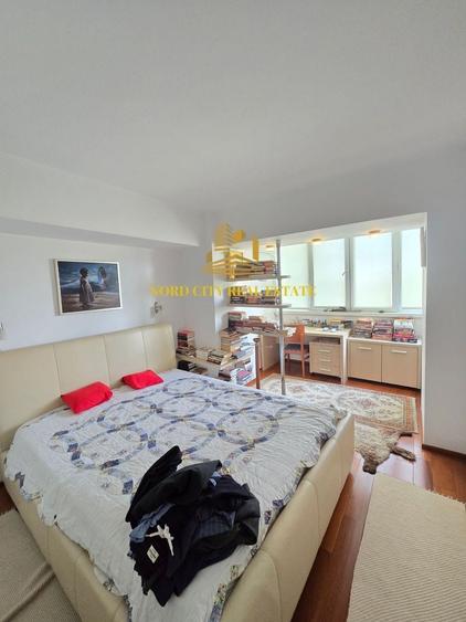 Apartament cu 3 camere semidecomandat în Titulescu