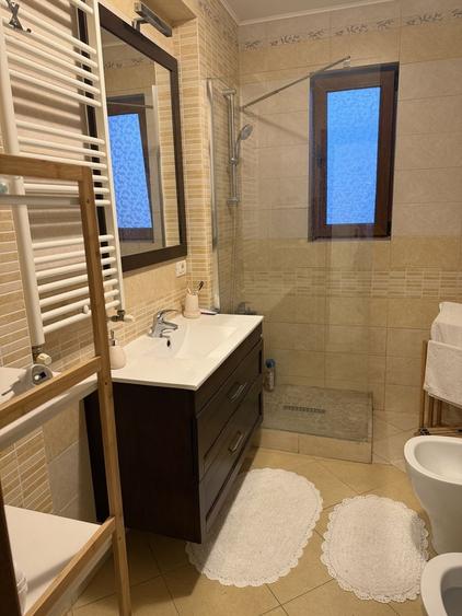 Apartament cu 2 camere nedecomandat în Central