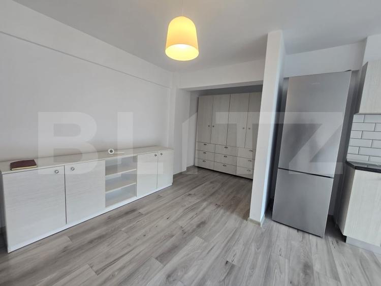 Apartament 3 camere, 66 mp, zona Micro 3 - 5