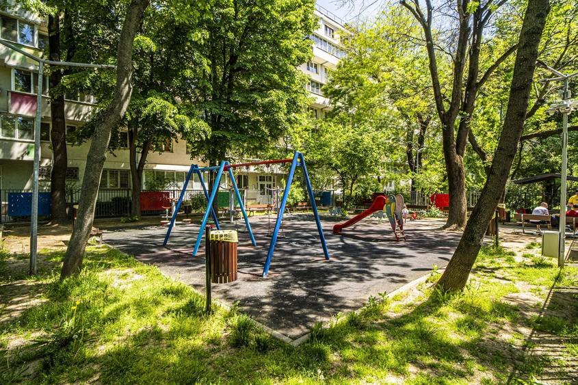 Apartament cu 2 camere semidecomandat în Chibrit